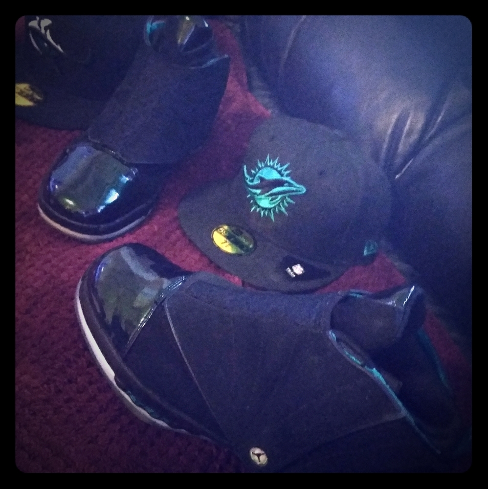 Jordan 16 boardroom CEO. And both hats sz 7 1/4